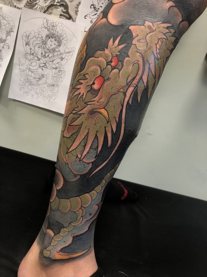 Tatuaje de dragón realizado en LKS Tattoo